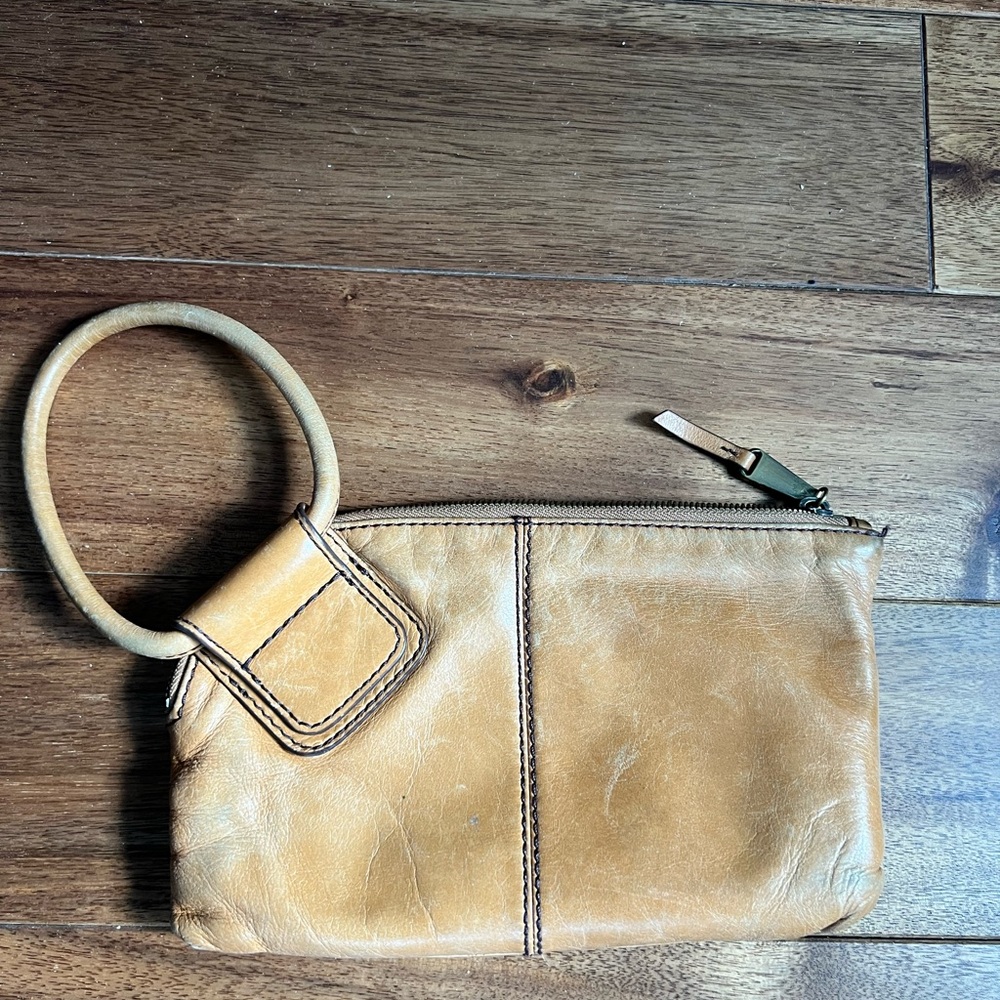 Hobo Sable Wristlet
